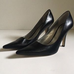 Nine West Black Pointed Toe Heels